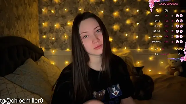 ChloeMillerMeow online show from February 13, 7:21 pm