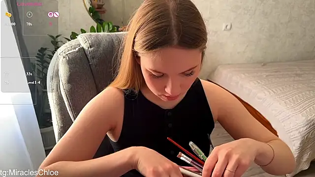 ChloeMillerMeow online show from April 29, 1:32 am