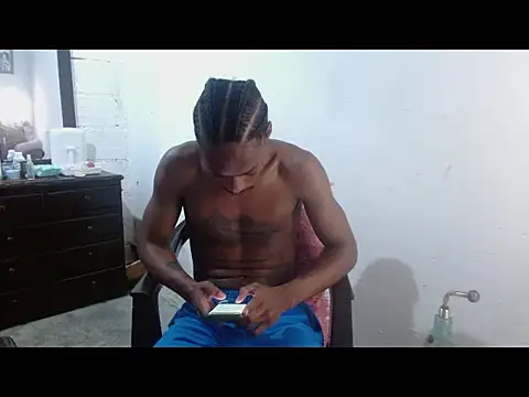 Larry-n-clouds online show from June 7, 2:16 am