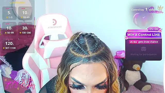 camila hootie online show from March 13, 8:37 pm