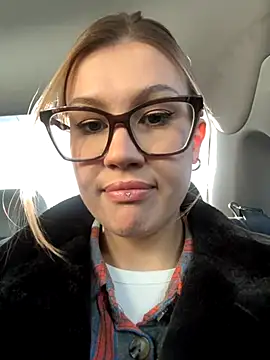 RinaCat online show from October 15, 5:18 am