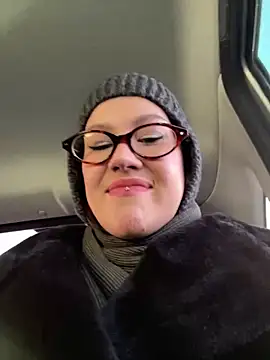 RinaCat online show from November 30, 5:44 am