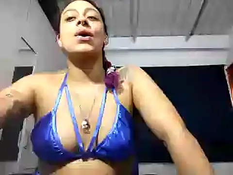Cata Blue   online show from January 1, 8:58 pm
