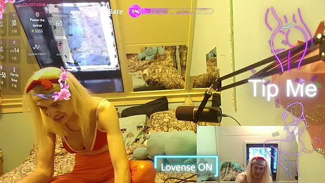 Snapshot of Sletjeray@xh chatting on May 23, 5:50 pm Sletjerayxh online show from May 23, 5:50 pm