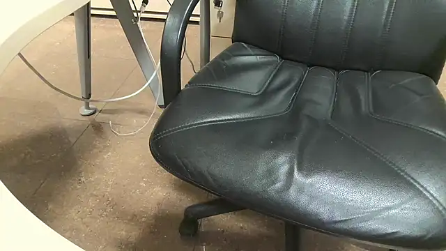 alessandroman2114 online show from November 14, 5:44 pm