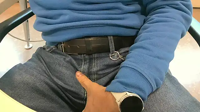 alessandroman2114 online show from January 9, 11:13 am