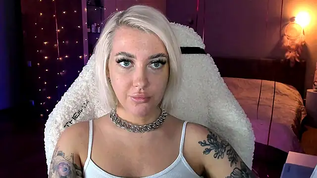 tykioty Miley online show from February 28, 3:59 pm