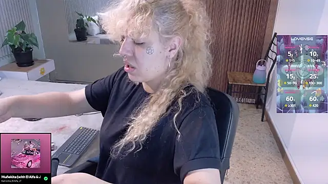 Eli666uwu online show from September 24, 11:35 am