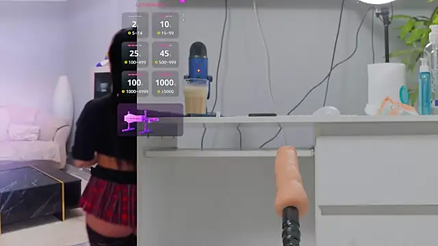 luckyalice  online show from September 11, 7:03 pm