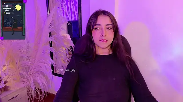 ANNE HONEY55 online show from May 11, 12:05 am