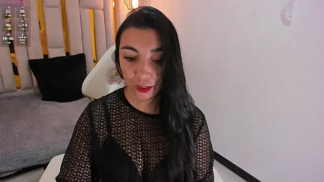 Karla hernandez  online show from January 2, 11:09 am