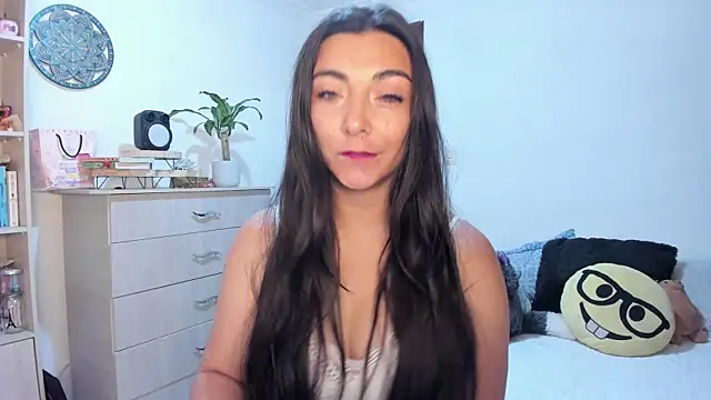 Karla hernandez  online show from July 8, 10:42 am