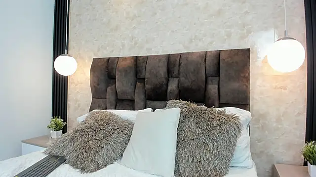 keyla  ross online show from December 18, 10:57 pm