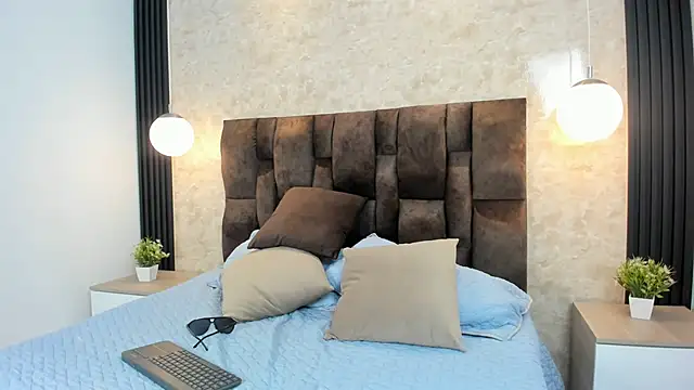 keyla  ross online show from January 16, 1:06 am