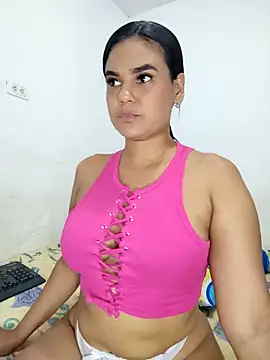 AntonellaShot online show from September 18, 7:10 am