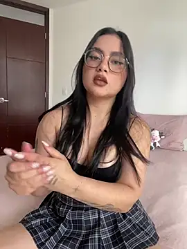 montmariana online show from July 10, 4:53 pm