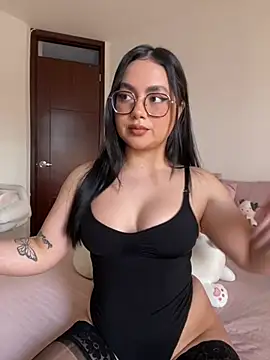 montmariana online show from July 11, 11:06 pm