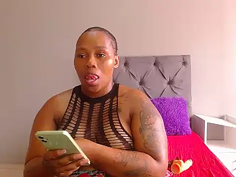 curvycloe1 online show from February 10, 10:09 am