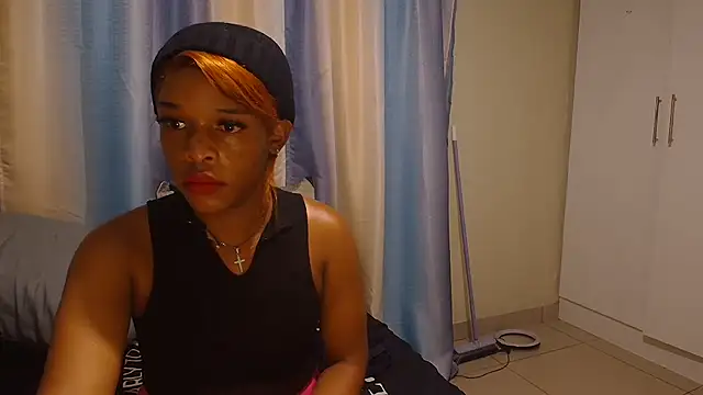 Snapshot of sexychane chatting on January 3, 6:14 pm sexychane online show from January 3, 6:14 pm