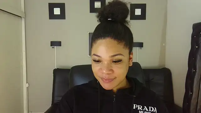 ashley Tompson1 online show from December 30, 3:35 pm