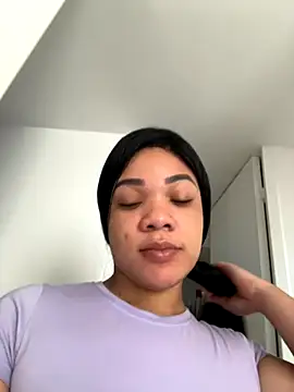 Snapshot of ashley_Tompson1 chatting on November 28, 12:08 pm ashley Tompson1 online show from November 28, 12:08 pm