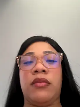 Snapshot of ashley_Tompson1 chatting on December 4, 1:31 pm ashley Tompson1 online show from December 4, 1:31 pm