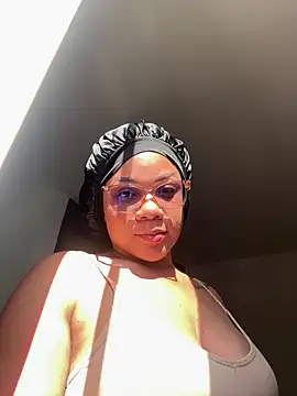 Snapshot of ashley_Tompson1 chatting on December 15, 2:54 pm ashley Tompson1 online show from December 15, 2:54 pm