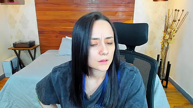 KatherineBond online show from December 12, 7:59 pm