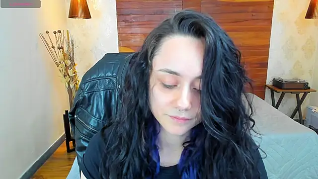 KatherineBond online show from December 21, 9:04 pm