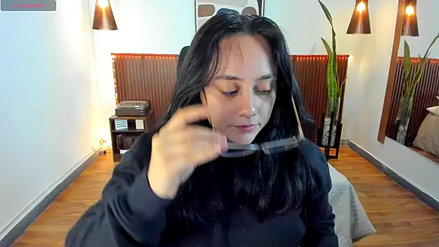 KatherineBond online show from October 25, 7:41 pm