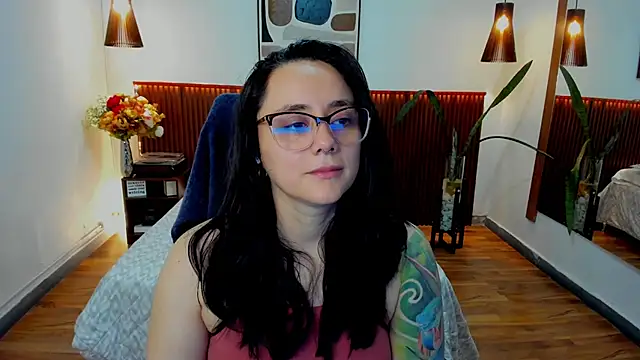 KatherineBond online show from March 16, 7:07 pm