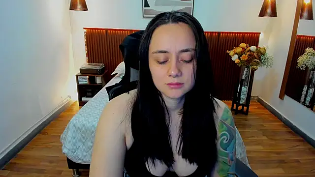 KatherineBond online show from March 27, 7:46 pm