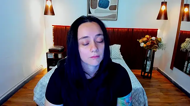 KatherineBond online show from March 28, 9:58 pm