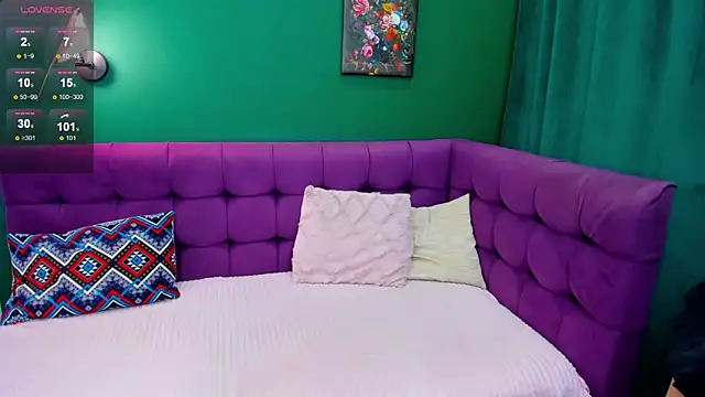 Snapshot of EvaMoran chatting on November 20, 1:50 am EvaMoran online show from November 20, 1:50 am