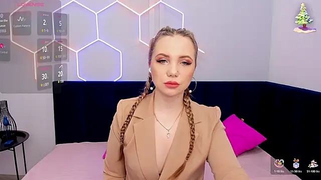 Snapshot of EvaMoran chatting on March 5, 1:45 am EvaMoran online show from March 5, 1:45 am