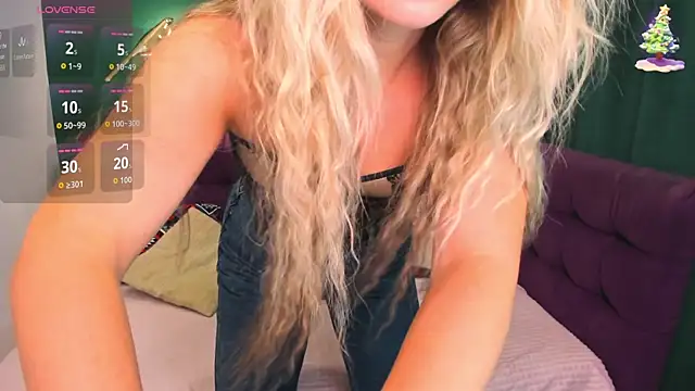 Snapshot of EvaMoran chatting on July 17, 2:07 am EvaMoran online show from July 17, 2:07 am