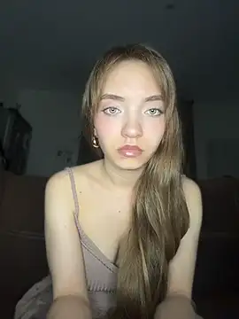 BarbaraFantasy online show from May 6, 7:08 pm