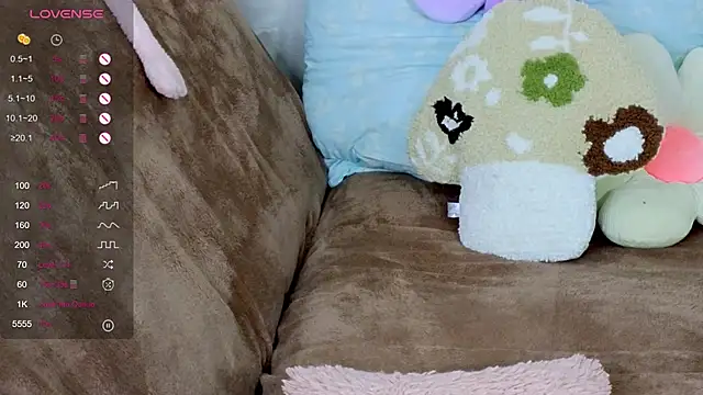 TrissMerigold9 online show from October 8, 9:12 pm