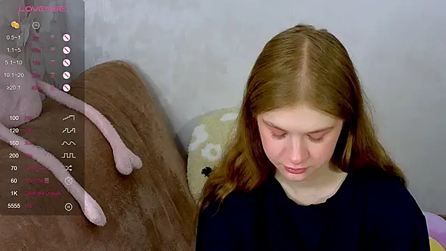 TrissMerigold9 online show from October 11, 8:35 am