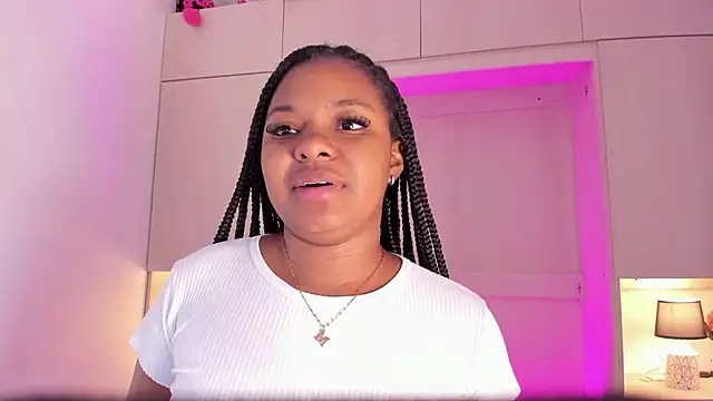 tamaraa smiith online show from March 8, 11:58 am