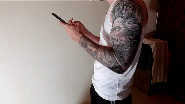 Snapshot of Kenner_fox77 chatting on February 2, 2:54 am Kenner fox77 online show from February 2, 2:54 am