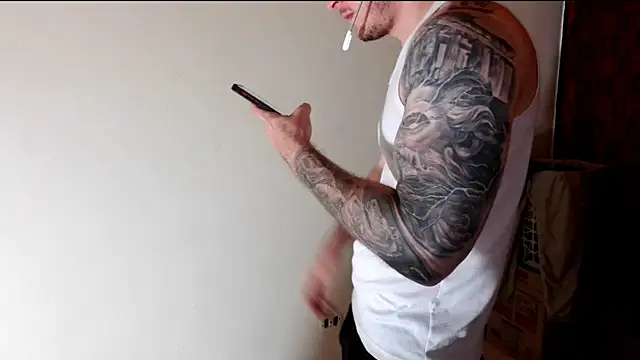 Snapshot of Kenner_fox77 chatting on February 7, 3:54 am Kenner fox77 online show from February 7, 3:54 am