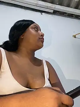 Adelehottman online show from September 28, 4:40 am