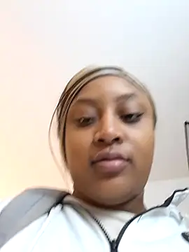 Adelehottman online show from July 8, 12:09 pm