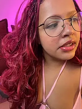 Snapshot of 99_Lilith chatting on April 7, 12:33 am 99 Lilith online show from April 7, 12:33 am