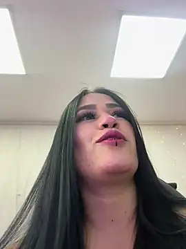 chica Hetfield online show from December 26, 3:20 pm