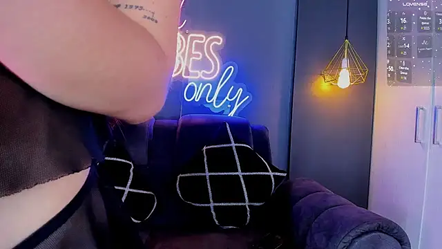 LOLIITA  LOVE online show from November 1, 5:59 pm