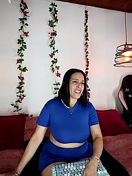 ariana lavoie- online show from October 29, 9:16 pm