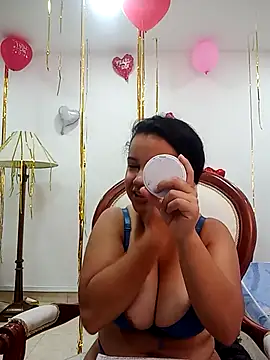  Miaaleon online show from February 12, 1:16 pm