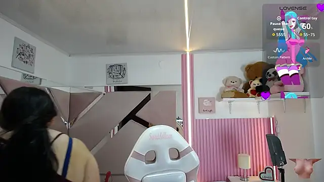  Miaaleon online show from October 3, 12:57 pm